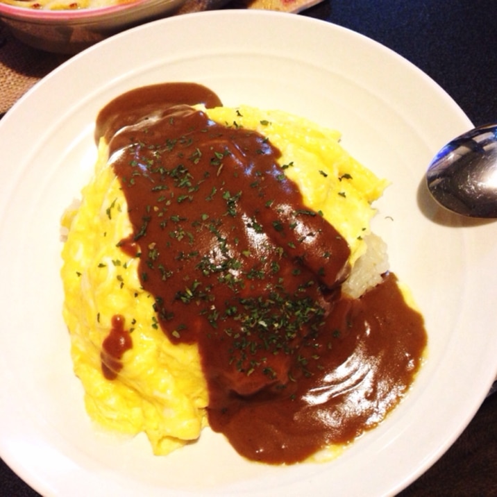 ふわとろ！クリームカレーオムライス♡